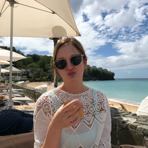 Meet Me! 🦋 - Picture 4 of 5